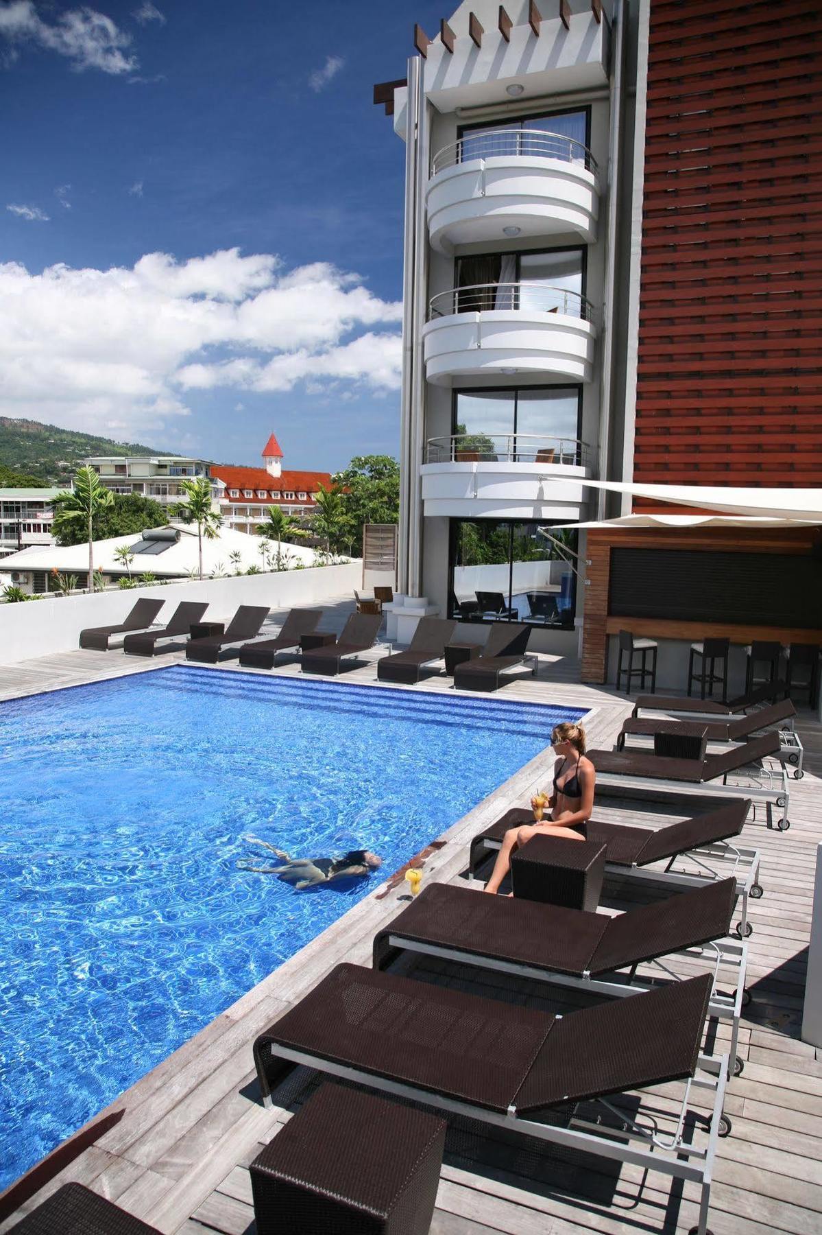 Hotel Tahiti Nui Papeete  Esterno foto