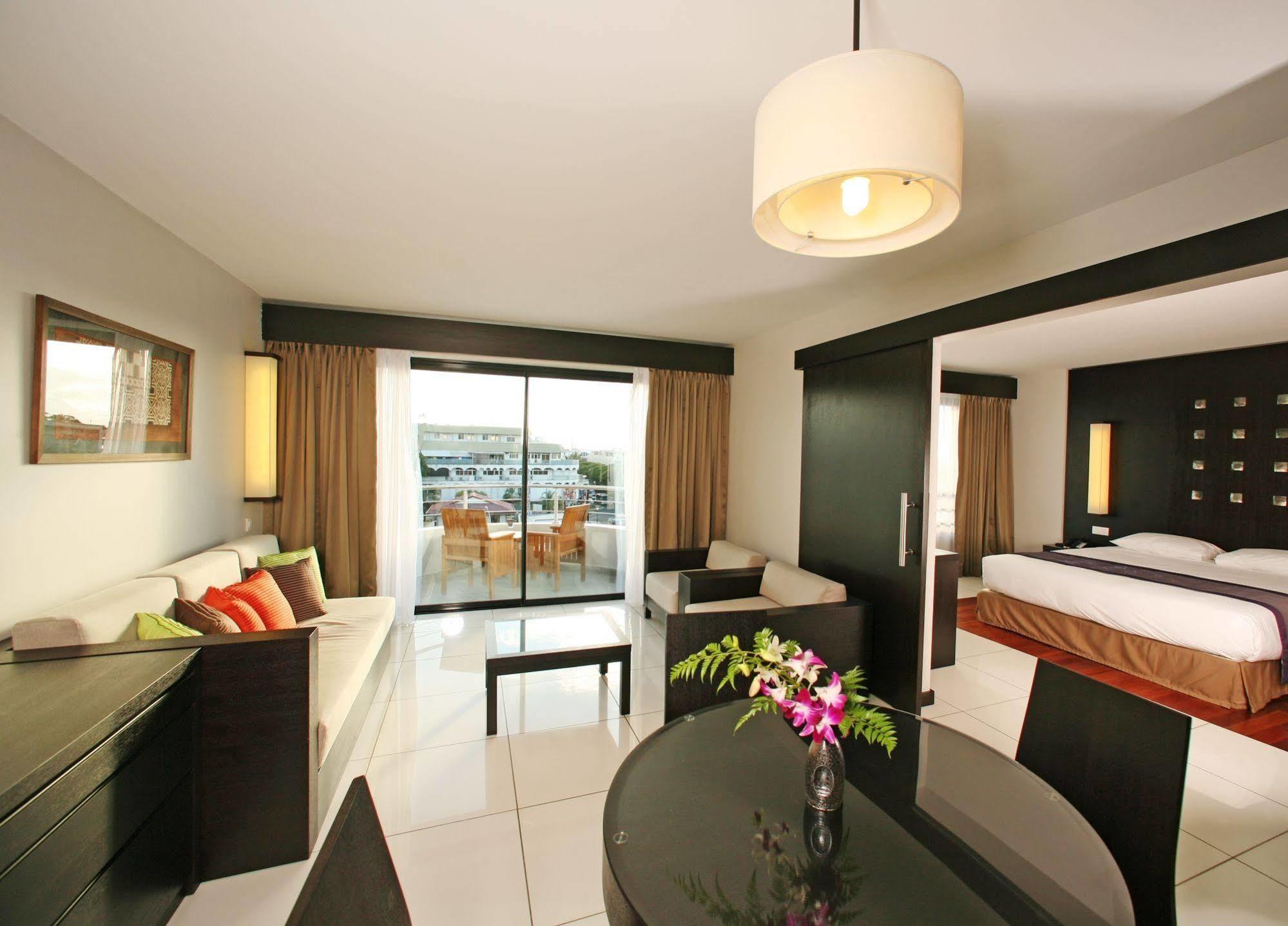 Hotel Tahiti Nui Papeete  Esterno foto