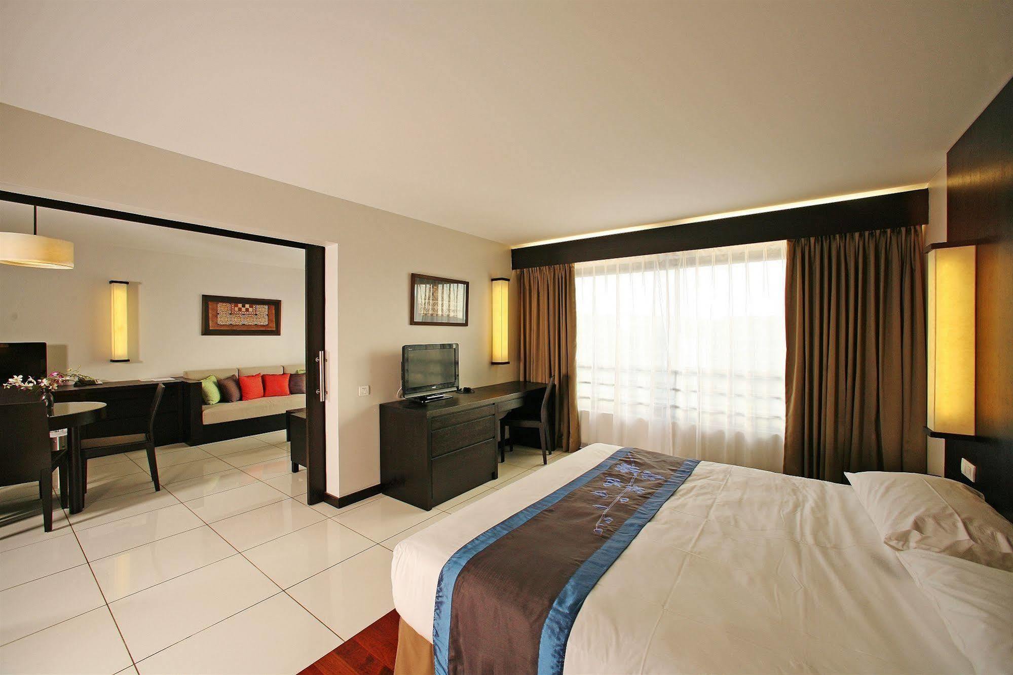 Hotel Tahiti Nui Papeete  Esterno foto